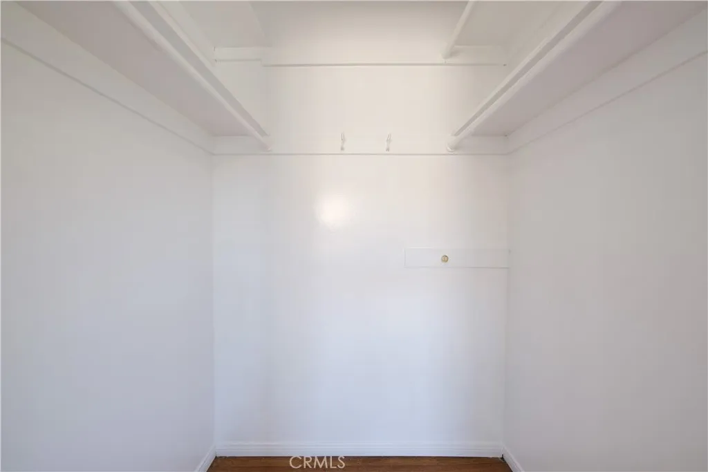 419 W Martinshire, Carson, California 90745 home-pic-12